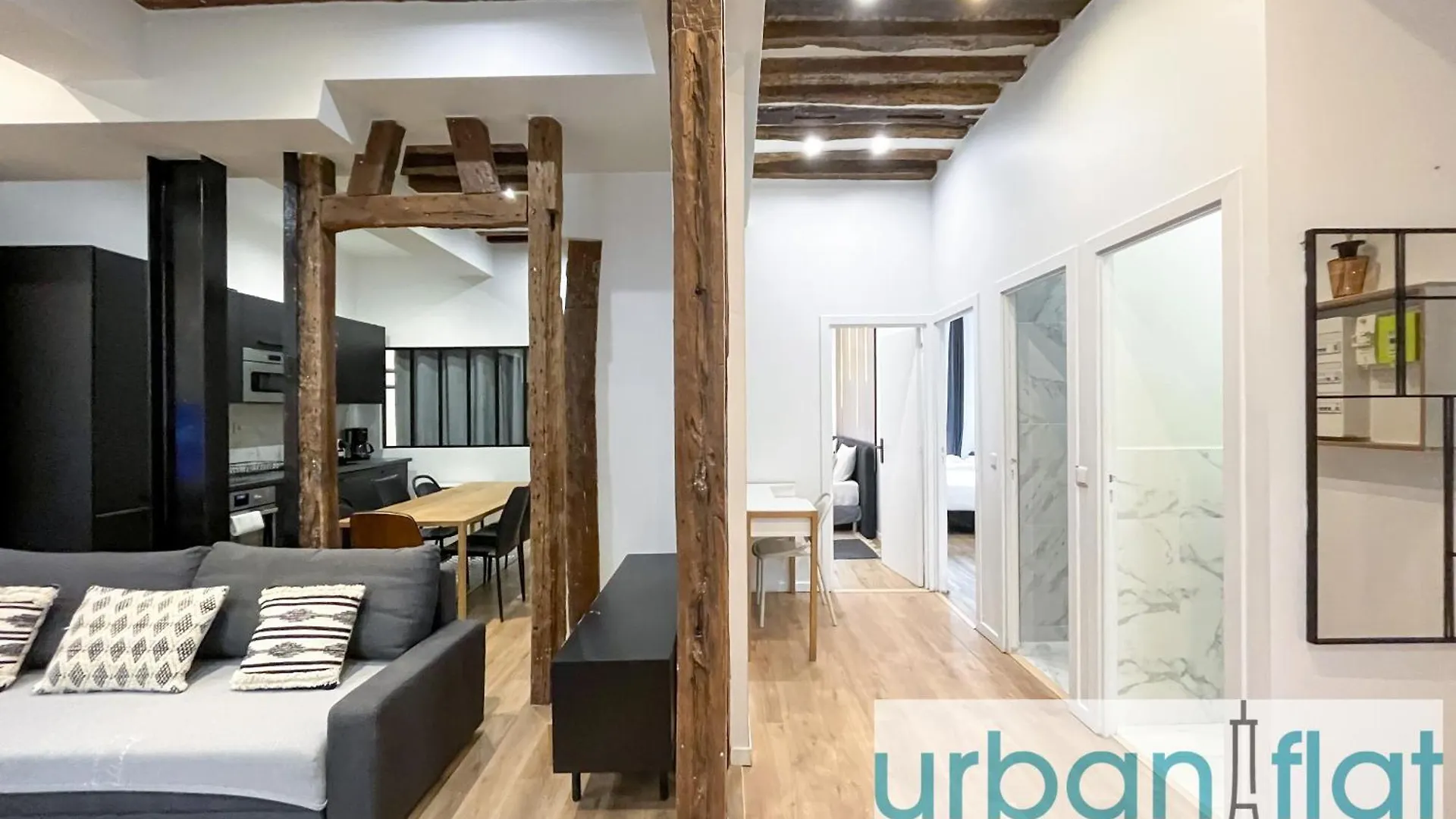 Apartman 67 - Amazing Parisian Flat *